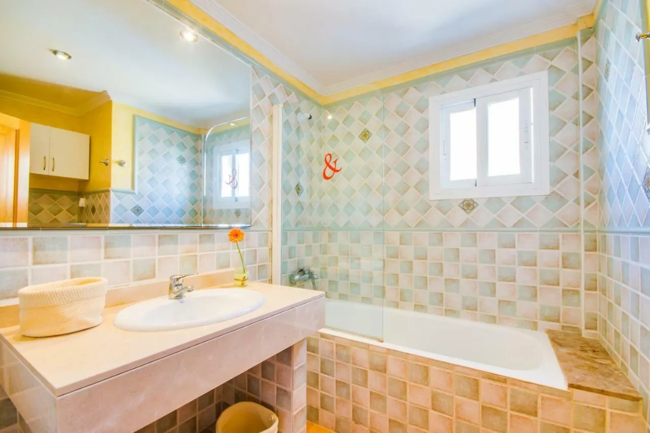 Villa Marcos Lago Esperanza Alcudia  Holiday home